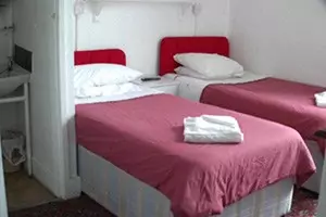 bright, stylish twin room in guest house accommodation in Blackpool